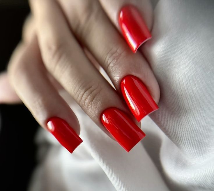 Nails bucuresti Tehnician unghii