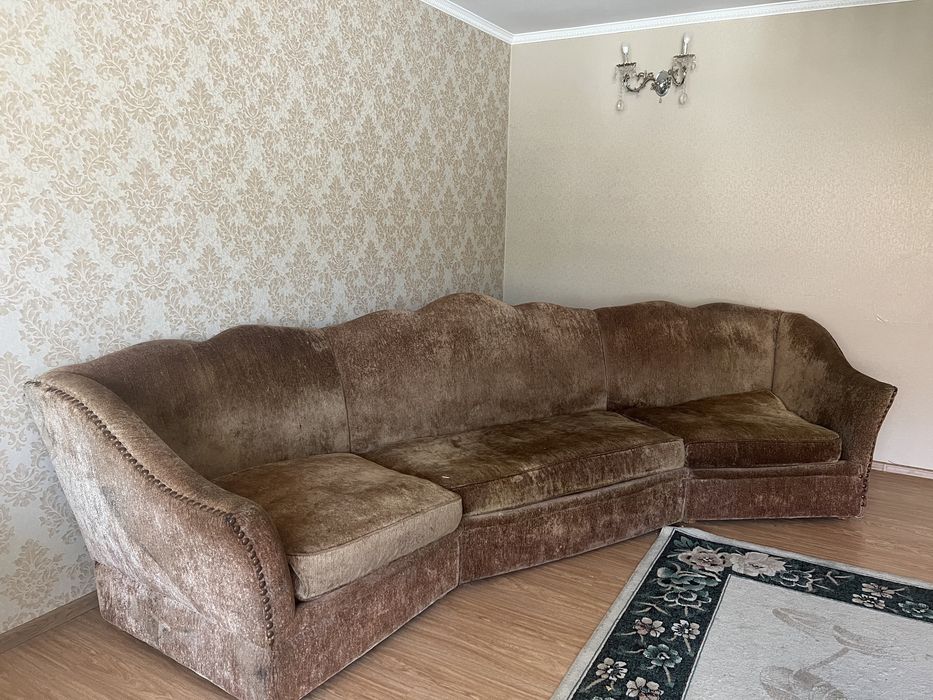 Диван Малайзиский