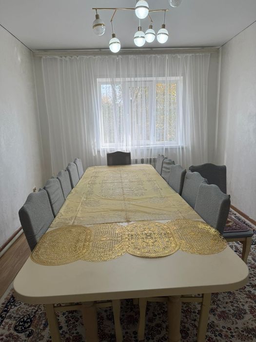 Продам Стол 3.5м+стулья 10штук