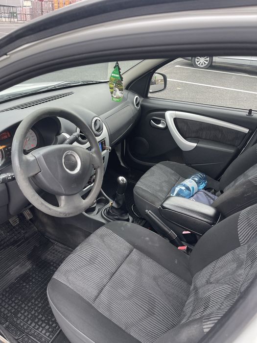Vand Dacia Sandero