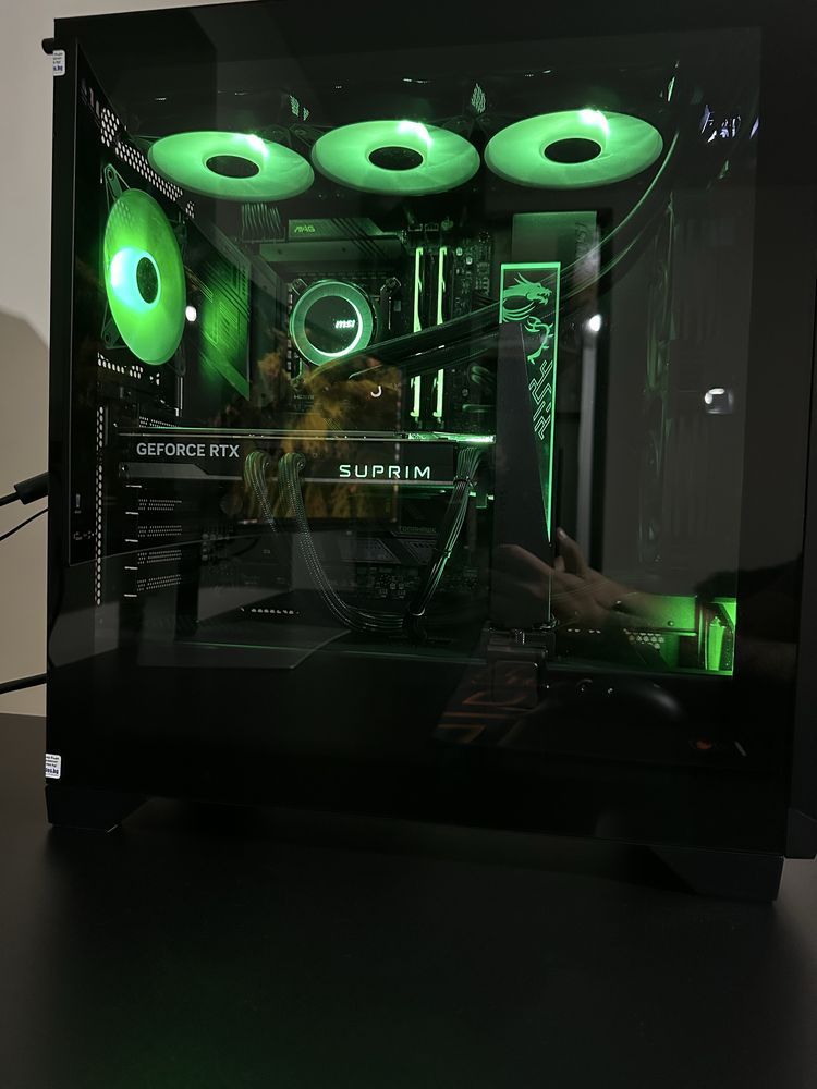 Gaming PC MSI Rtx 4090 suprim liquid 24GB -i9-14900k