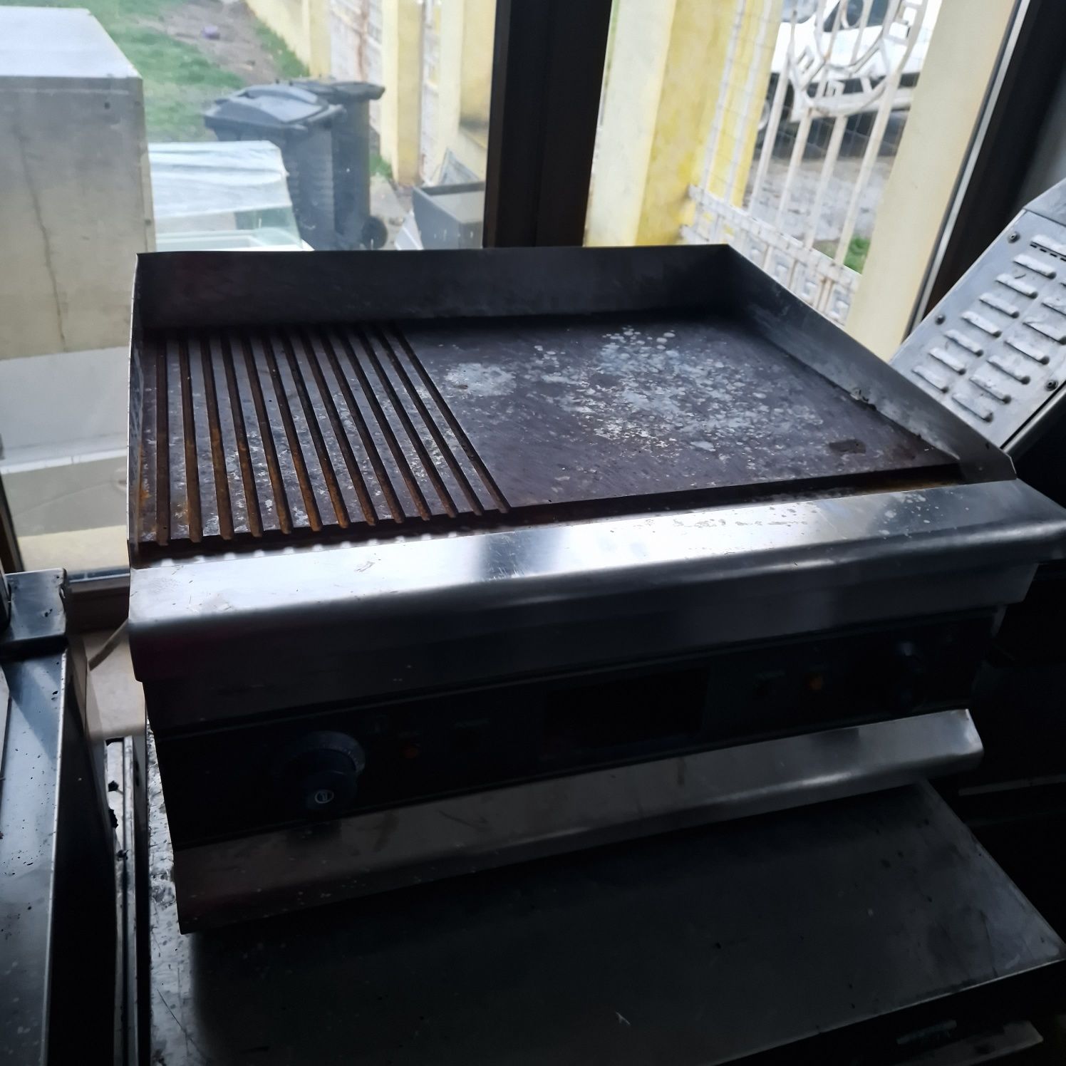 Gratar inox pe gaz, plita neteda sau striata gaz sau curent