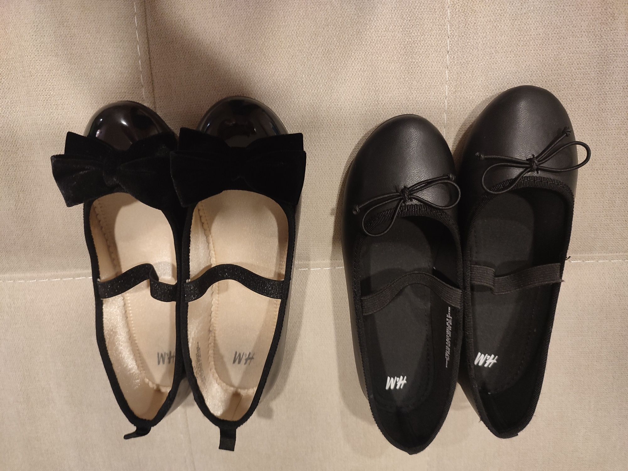 Черни и лилави пантофки H&M
