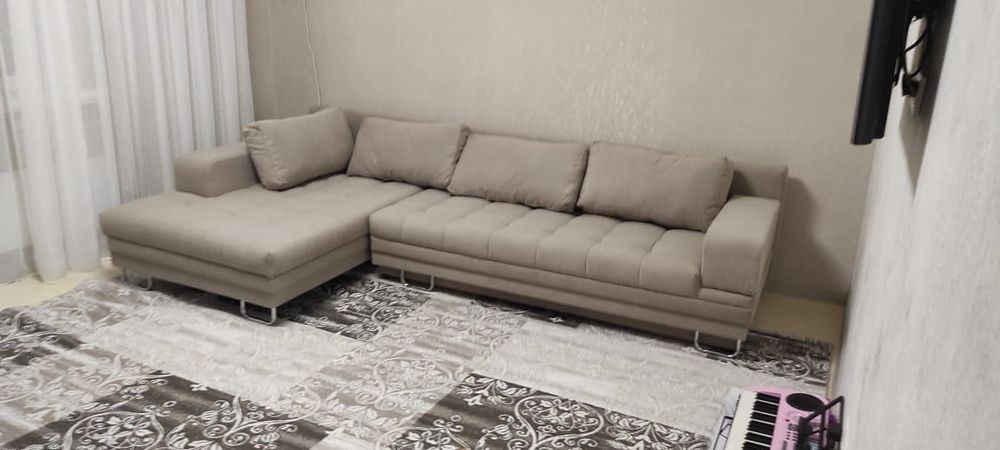 Перетяжка мягкой мебели и кровати