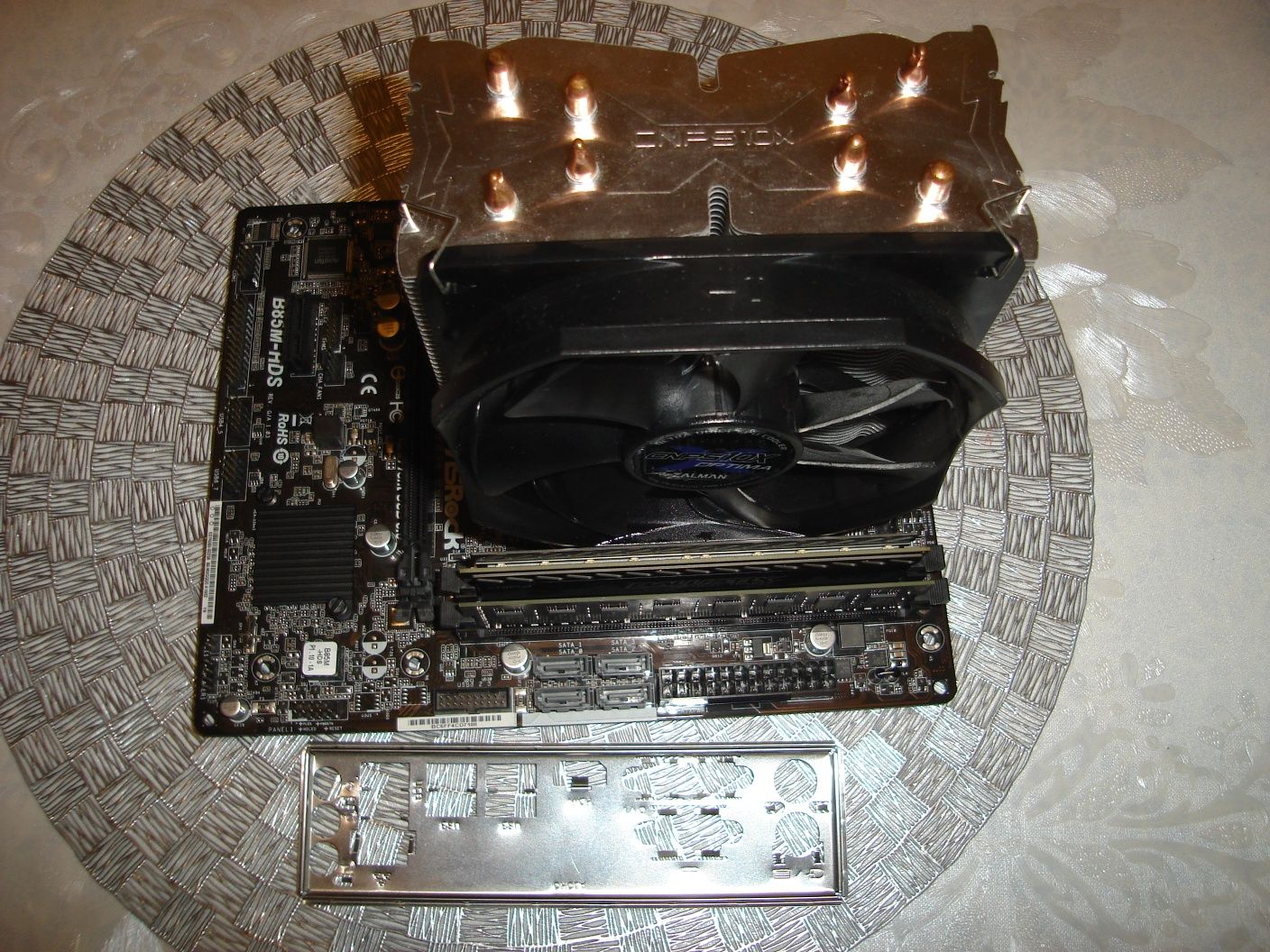 I7 4770k, Asrock b85m, ram 16gb 1600
