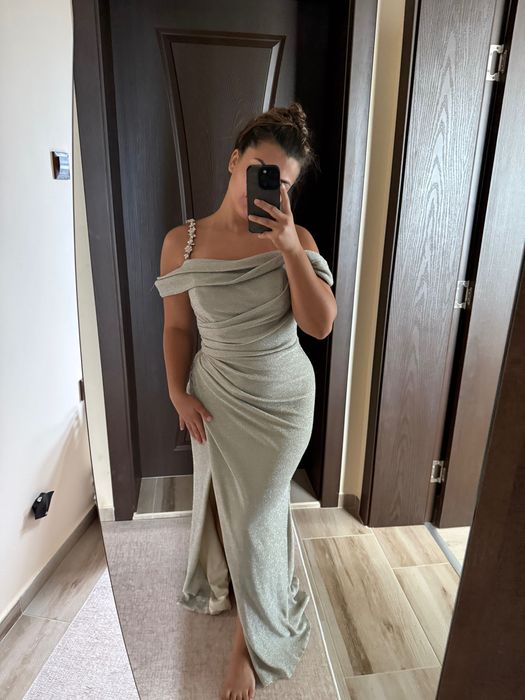 Официална рокля с брокат в сив цвят