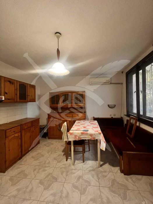 Дава се под наем Четиристаен апартамент в Варна, Автогара - 100 кв.м за 600 € - Снимка #4