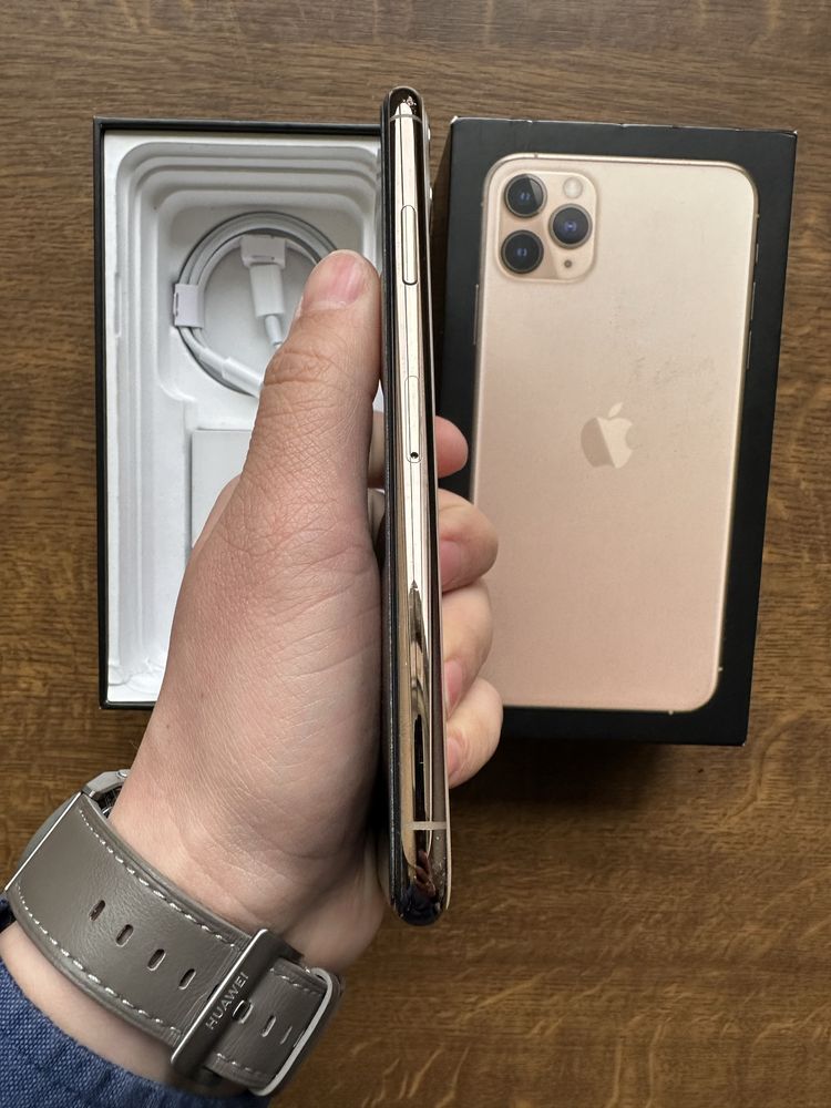 iPhone 11 Pro Max gold, full box