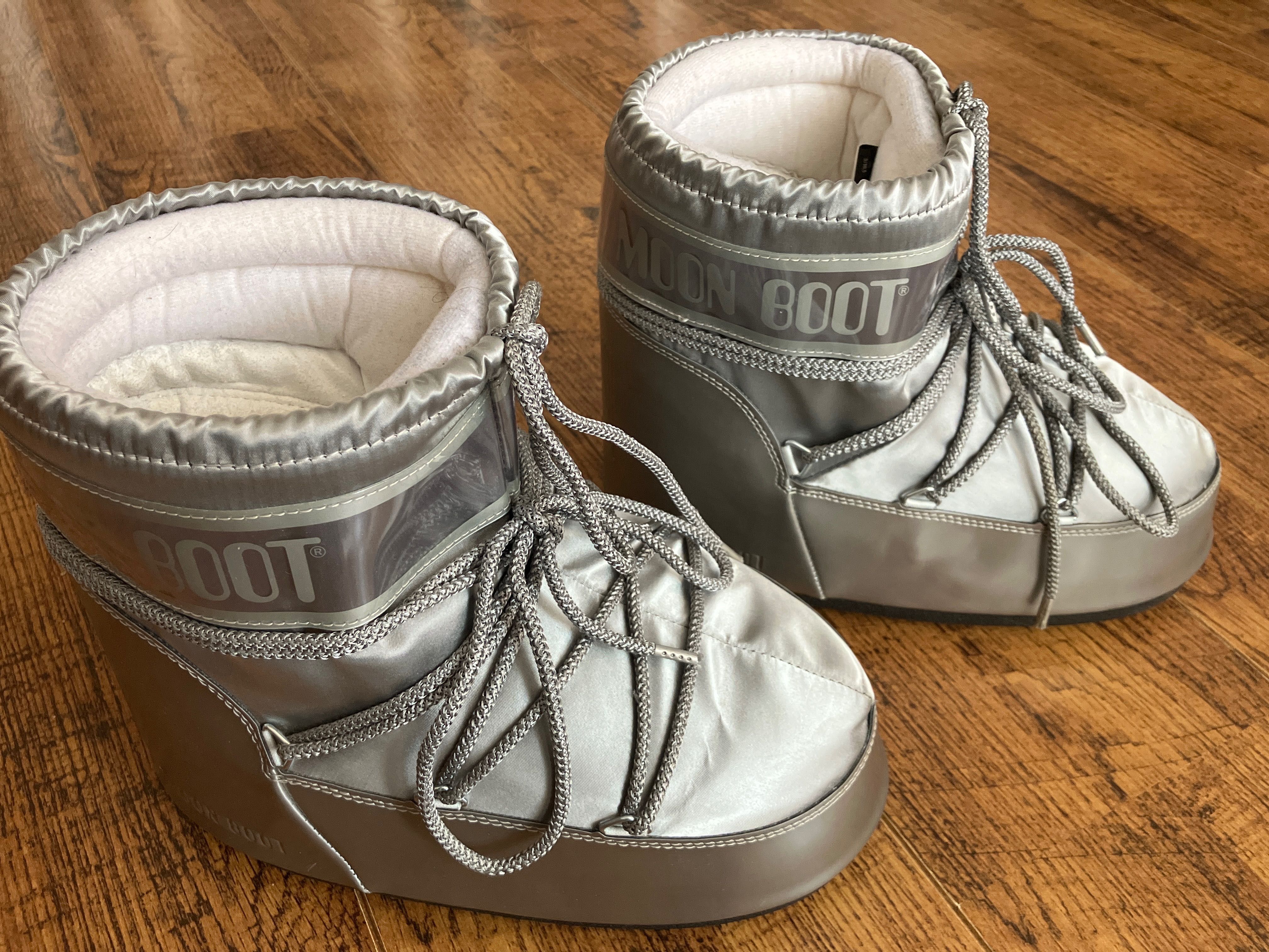 MOON BOOT / Муун Буутс апрески