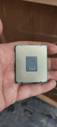 Продам процессор Xeon E5 2680 v4