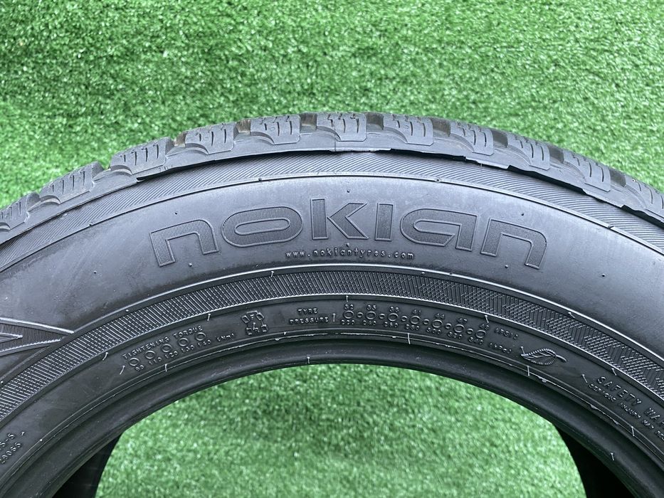 Set 4 anvelope Iarna Nokian WR SUV 3 225 65 R17 106H XL Dot 3518 6,7mm