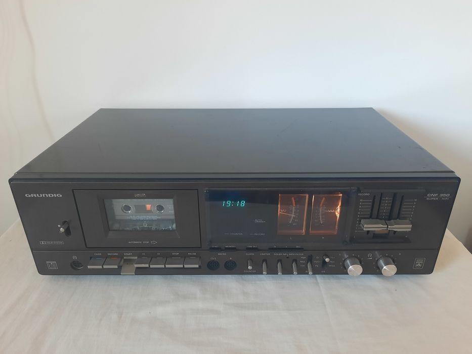Casetofon deck Grundig CNF-350