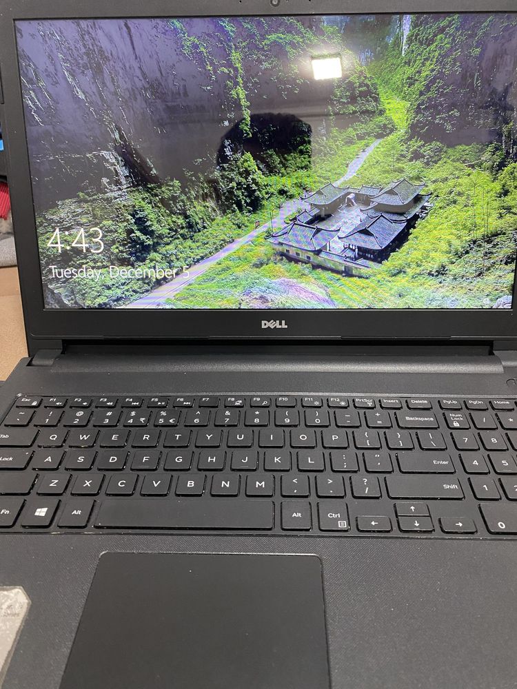 Laptop Dell Inspiron 15 5000 i5-7200U, SSD 500GB