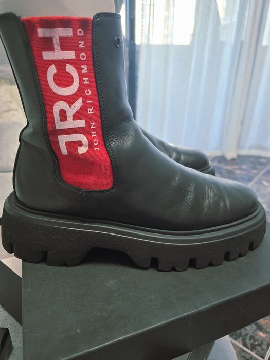 Ghete din.piele pentru barbati John Richmond