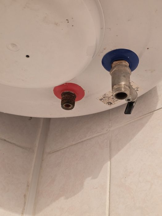 Продается водонагреватель