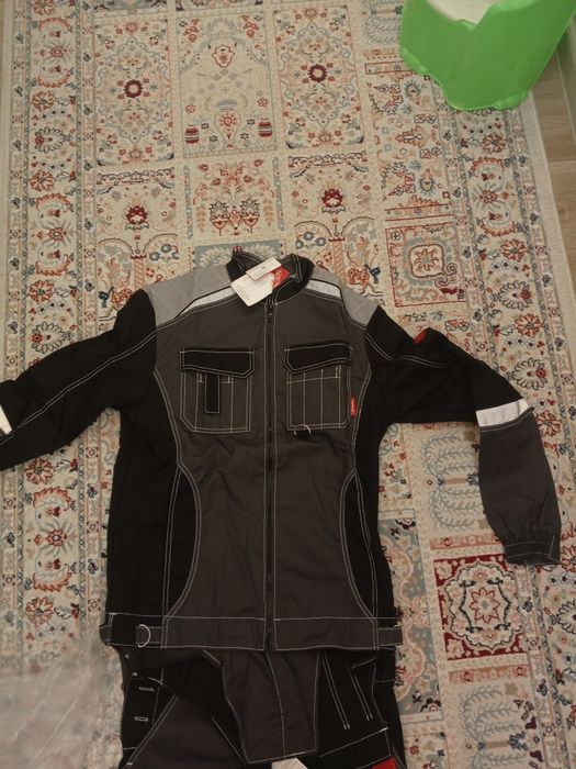 Продам спецодежда