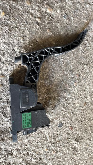 Pedala acceleratie Skoda Fabia cod 6Q1721503A