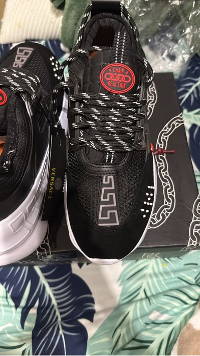 Versace Chain Reaction