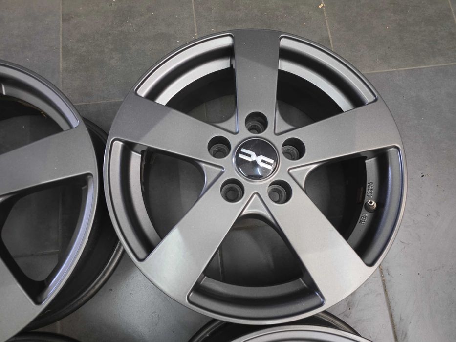 Джанти 16 - Dacia Duster