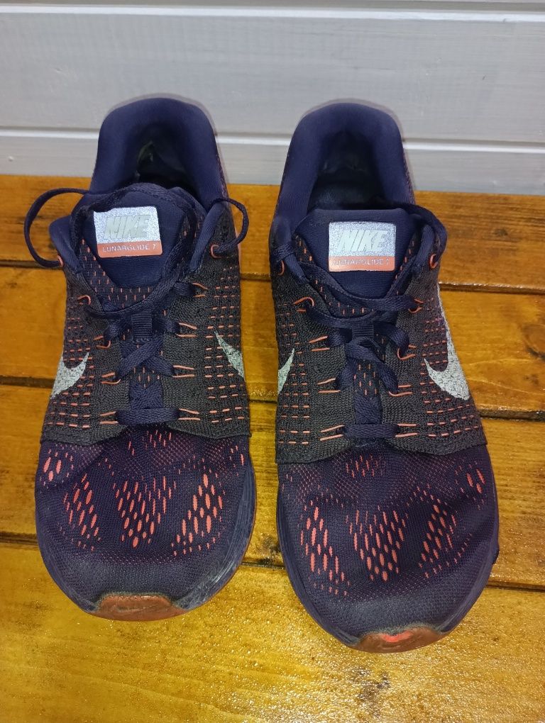 Nike Lunarglide7 N38,5- 32 лв
