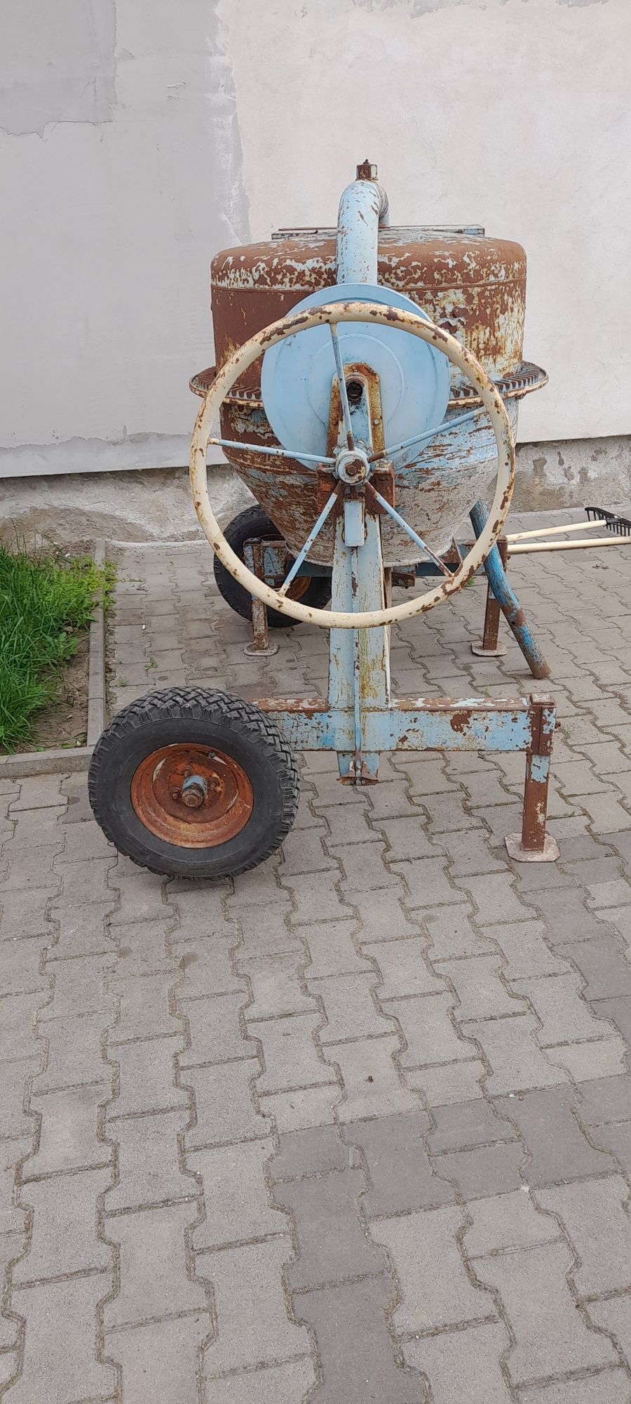 Vând popi metal construcții