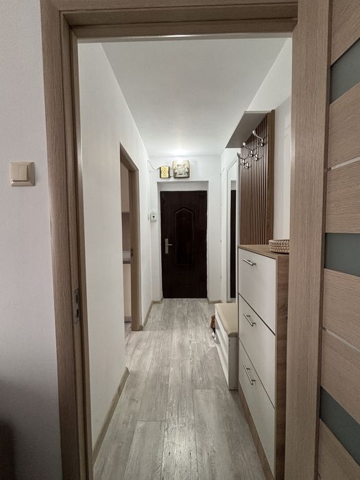 Închiriez Apartament Zona Rovine Institut