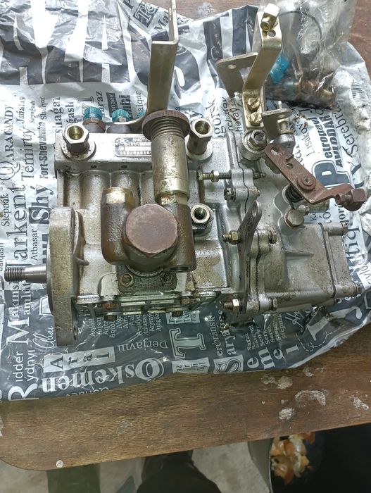 Топливная аппаратура в рабочем состоянии с китайца