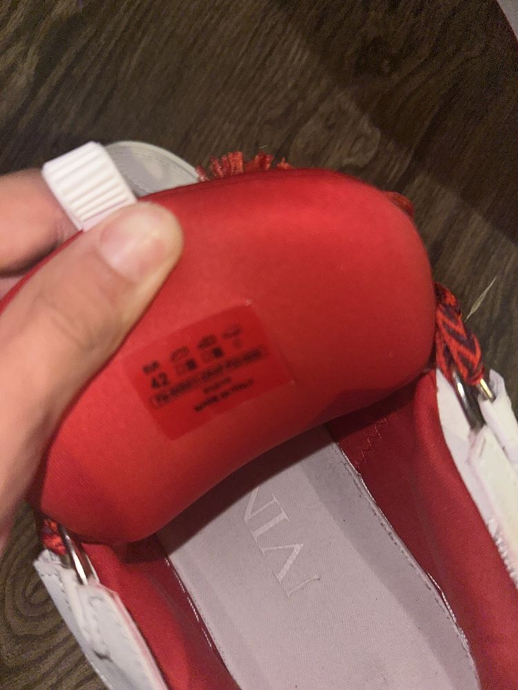 Adidasi Lanvin Curb Rosii (Nu Balenciaga, Jordan, LV, Rick Owens)
