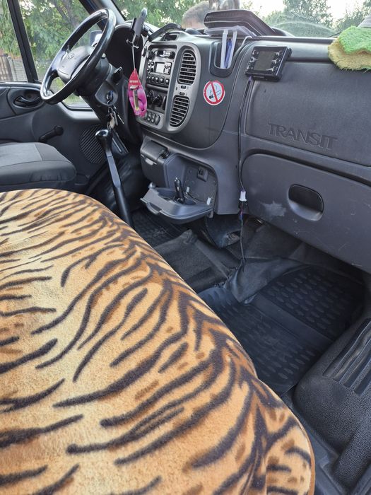 Vând Ford Transit basculabil pe 3 părți