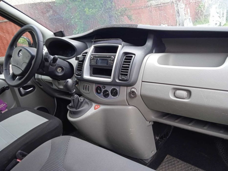 Opel Vivaro 2.0cdti 2014  9locuri 176mkm  Inmatriculat