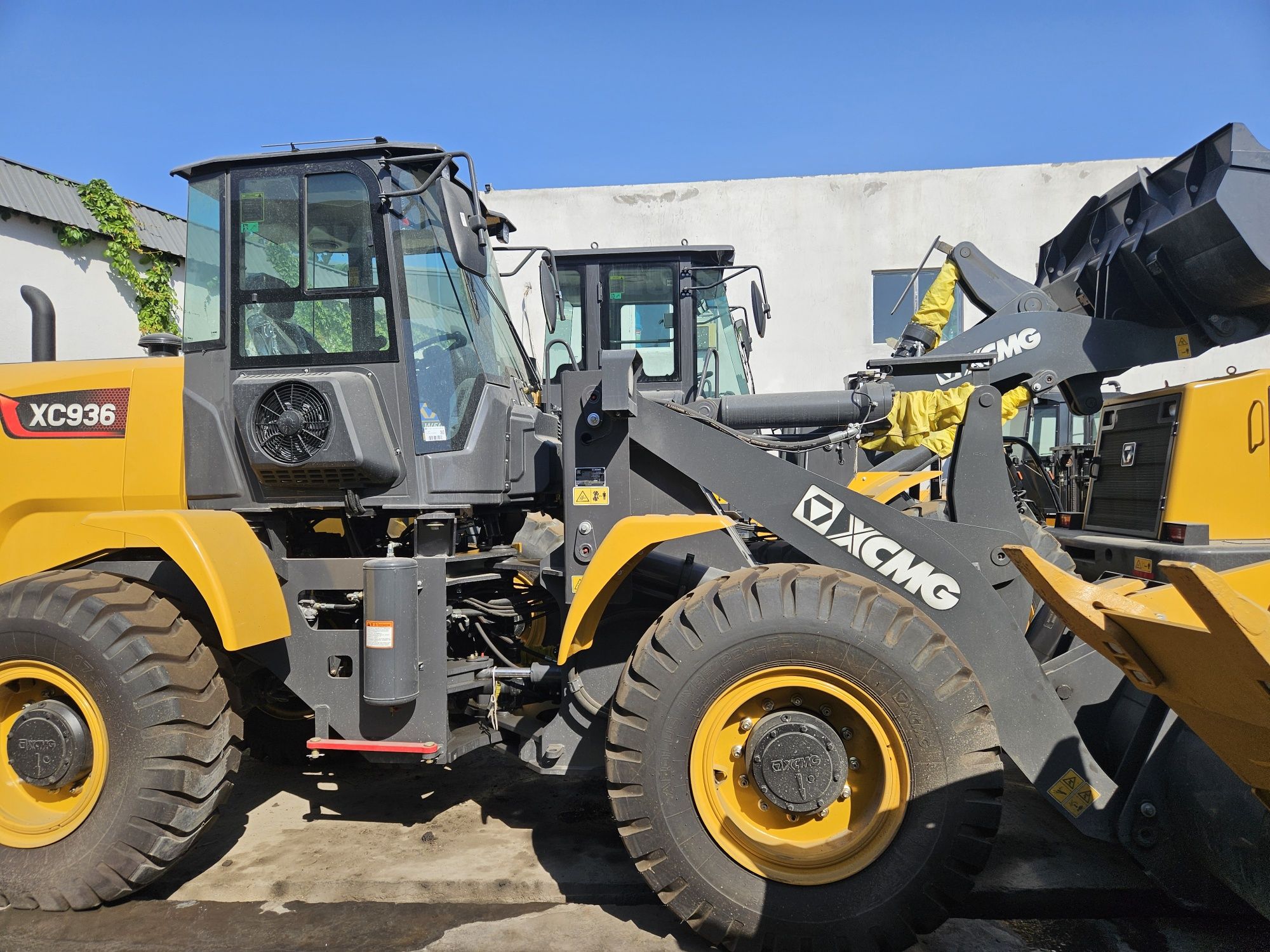 XCMG XC936 фронтальный погрузчик