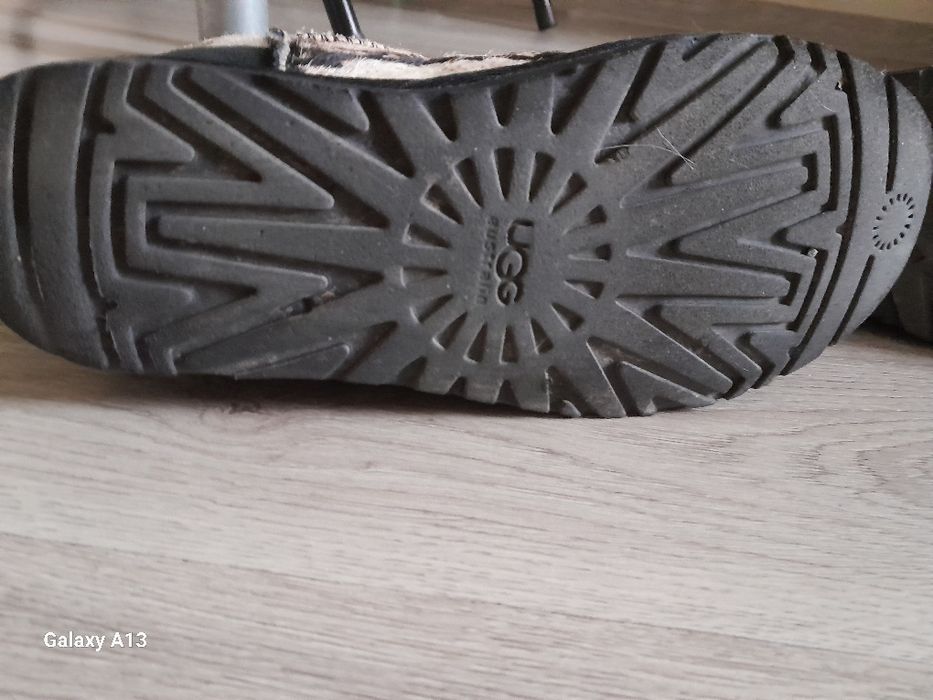 Разпродажба UGG лимитирана серия