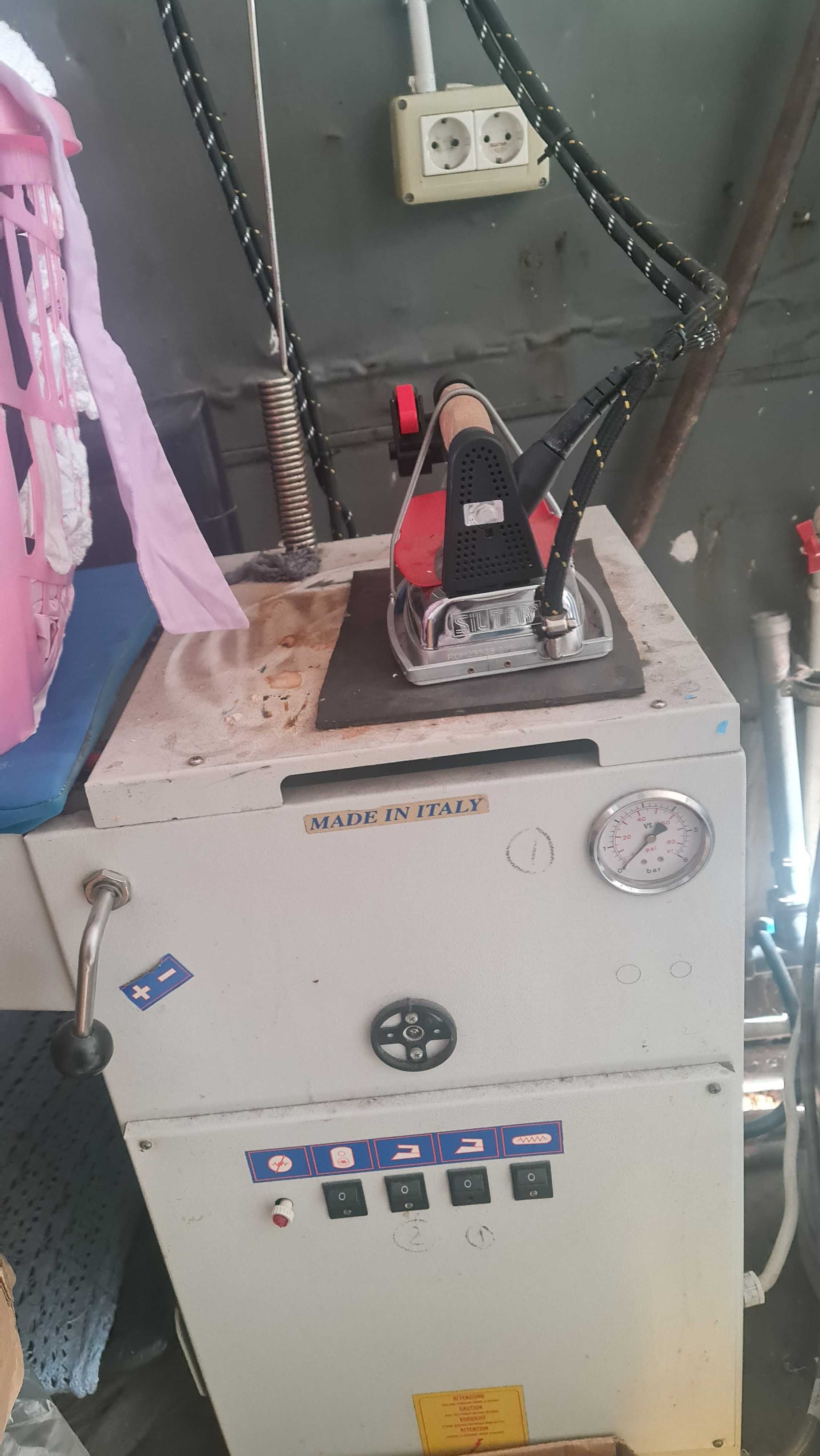 Vand masini scos pete , spalat , uscat si calcat profesionale textile