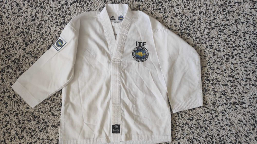 Добок / Екип за Таекуондо Daedo ITF approved 110cm & 140cm