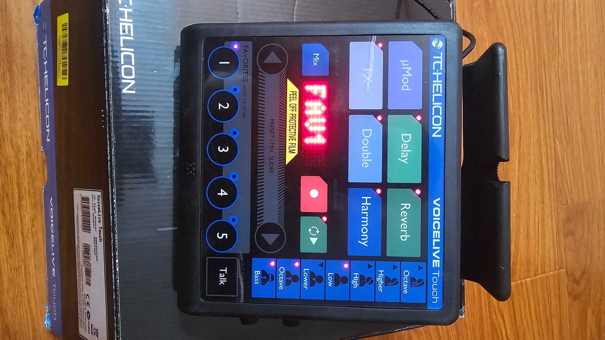 Vand Procesor pentru voce - TC Helicon VoiceLive Touch