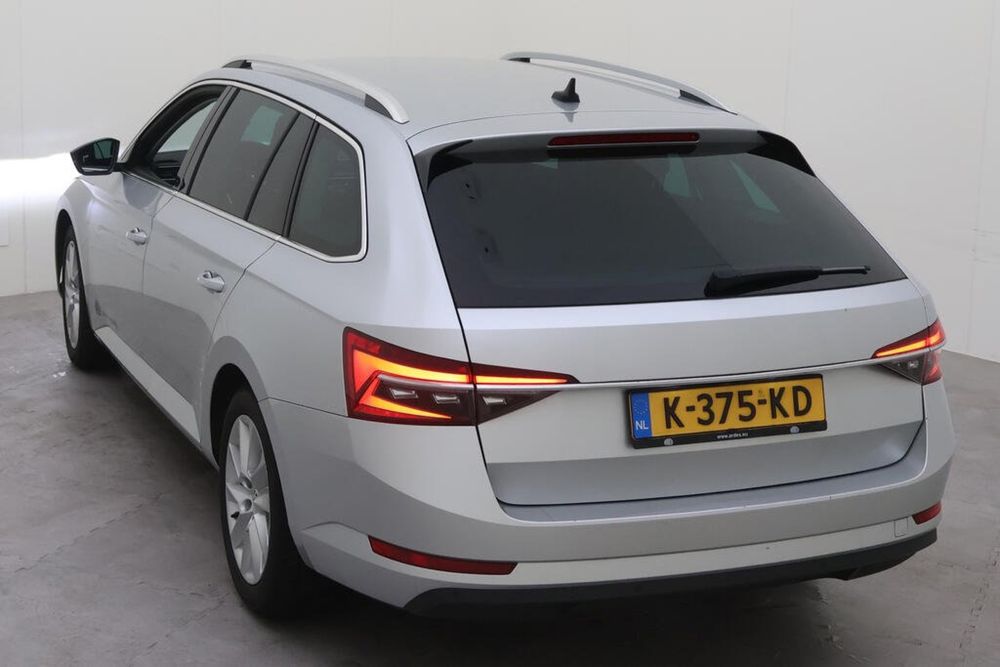 Skoda Superb Combi 2.0 TDI Edition Plus