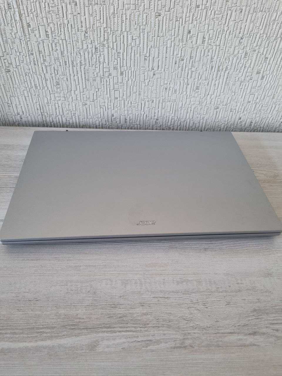 Ноутбук Acer Aspire 3 / Ryzen-7 5700U / 8GB / SSD 512GB / 15.6" Silver