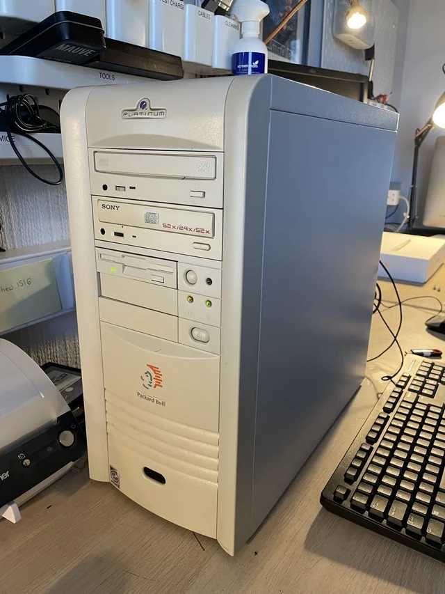 PC vintage (Packard-Bell) - Pentium 3