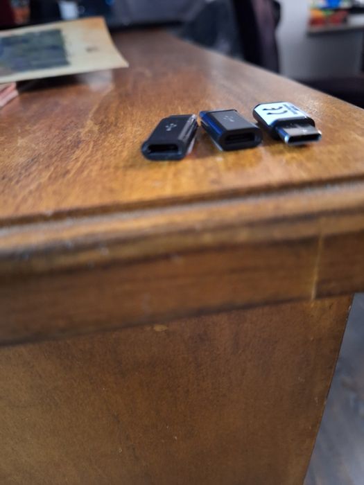 Преходник за зарядно от Type B  към C