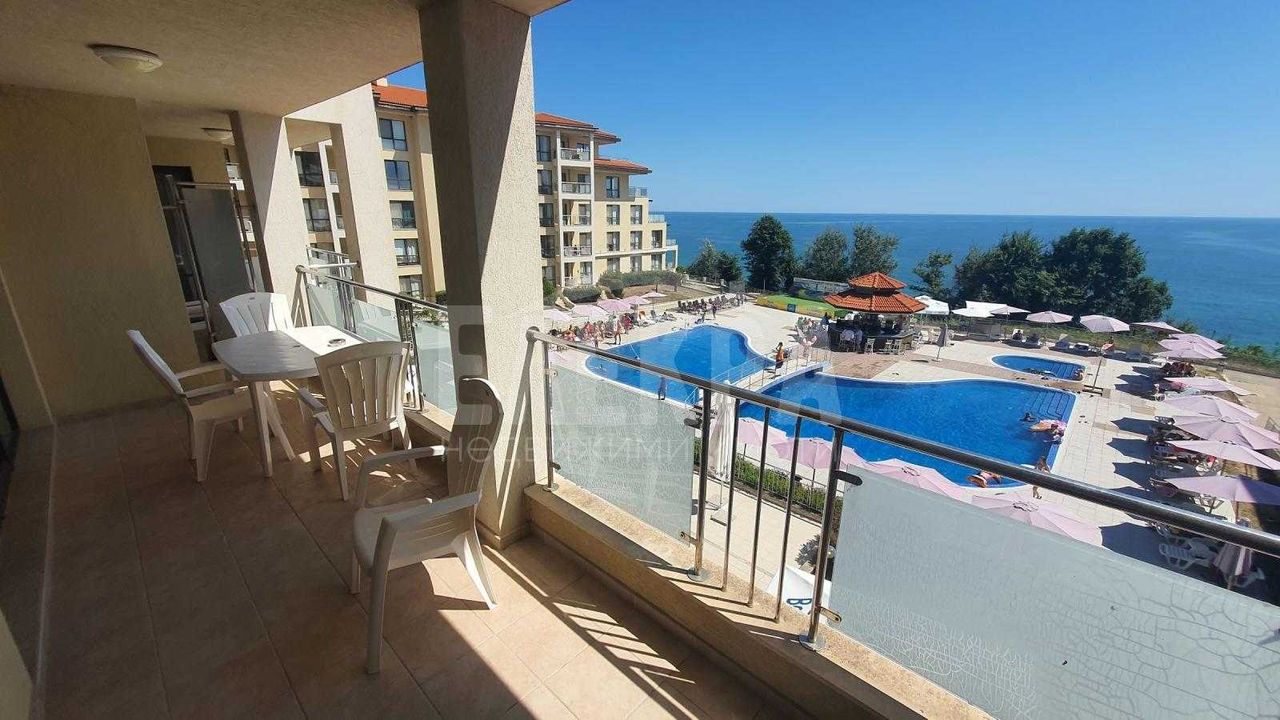 Продава се Двустаен апартамент в Бяла - 70 кв.м за 986 €/кв.м - Снимка #4
