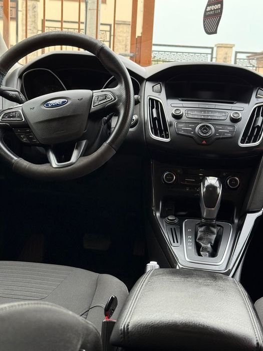 Ford Focus Primul proprietar - istoric service reprezentanta