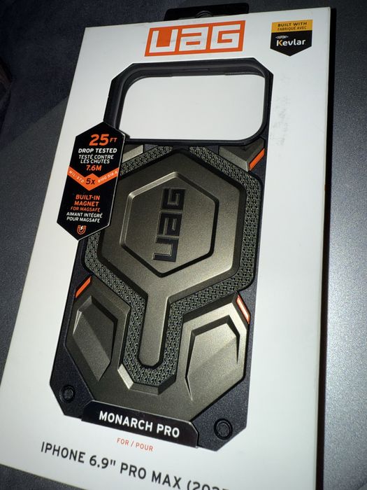 Husa Iphone 17 pro max noua