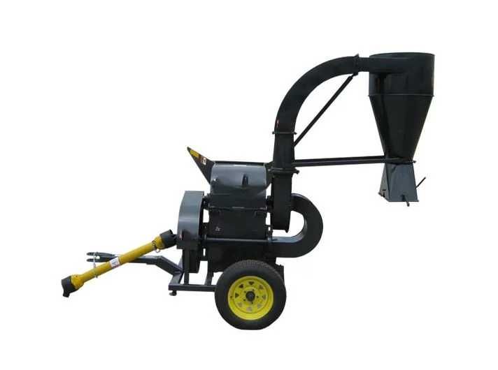 Tocator de furaje, moara la priza tractorului