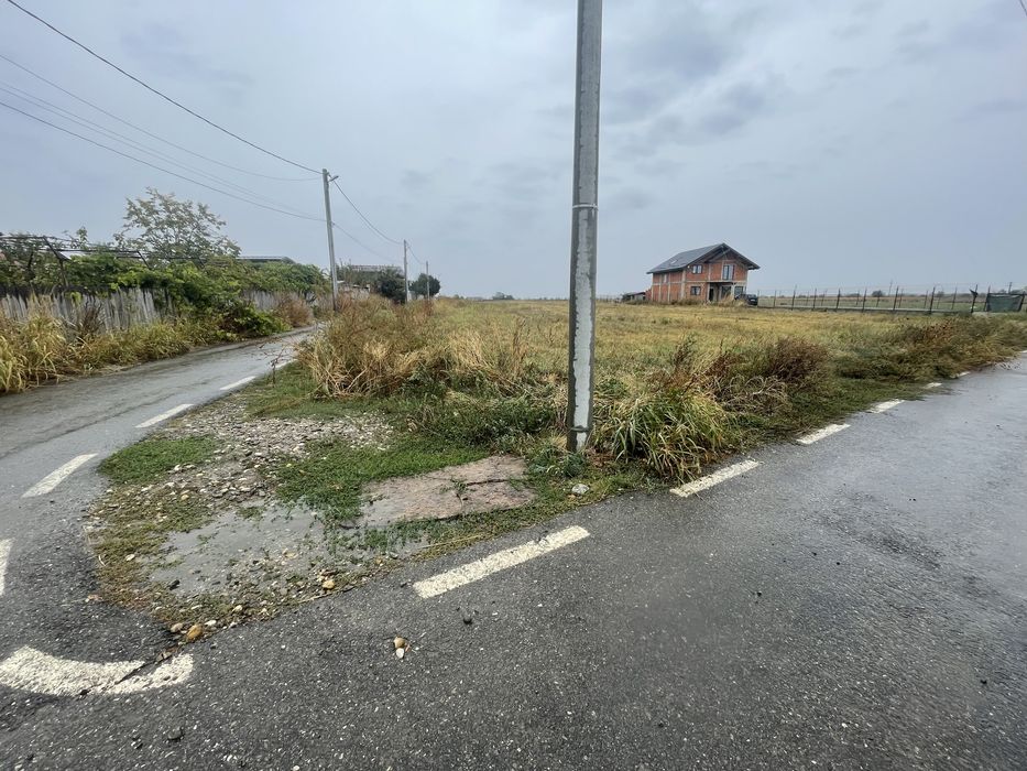 Teren de vânzare com. Ulmi ,sat Ghionea
