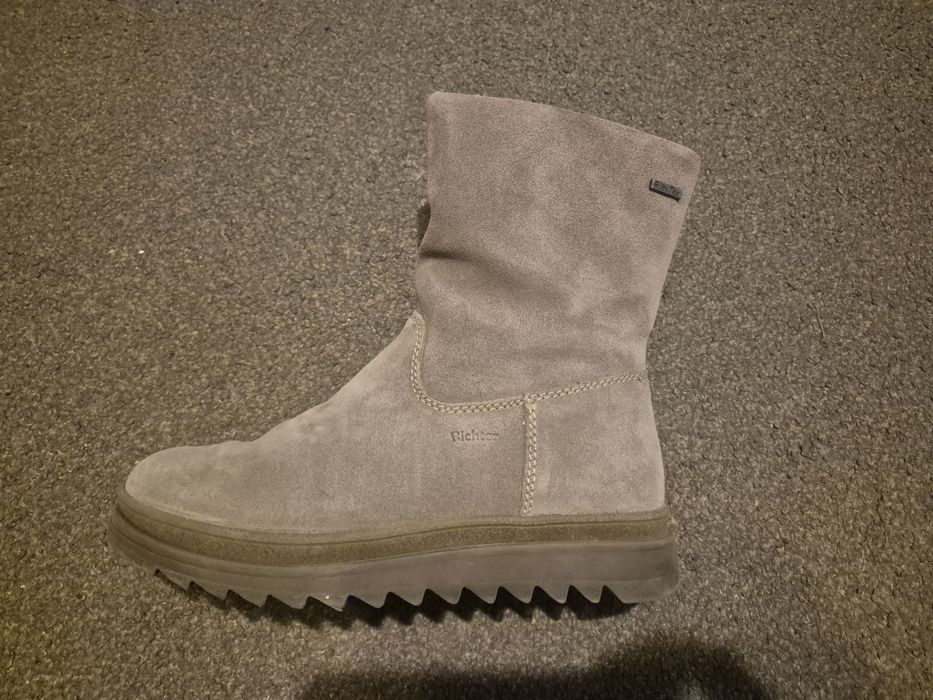 Ghete fete Richter mărimea 33