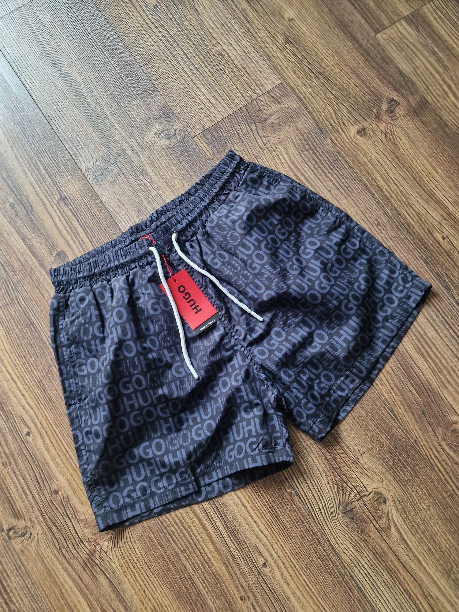 Страхотни мъжки шорти бански HUGO BOSS  размер S M L XL 2XL 3XL