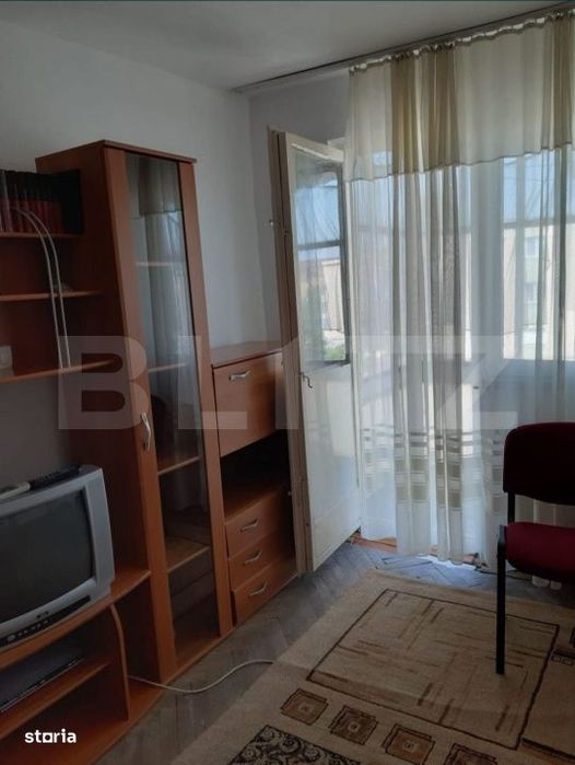 Apartament cu 2 camere, semidecomandat, zona 9 Mai