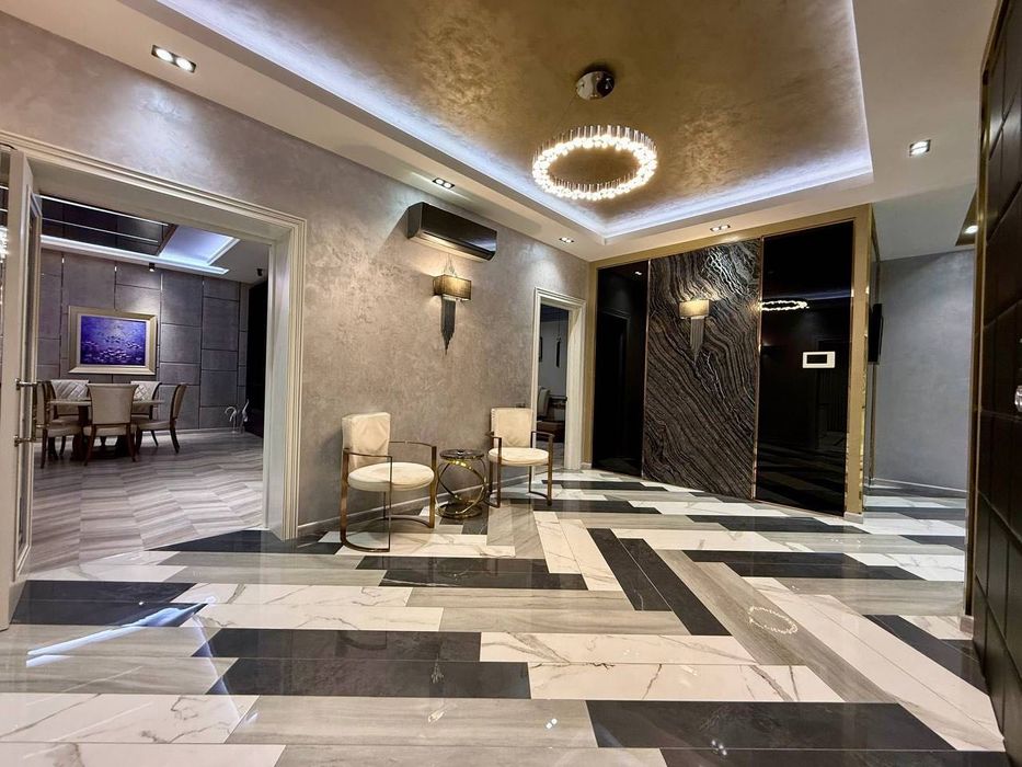 ЖК Шедевр Продается 3 комнатная квартира ремонт Ц-4 Hyatt Regency