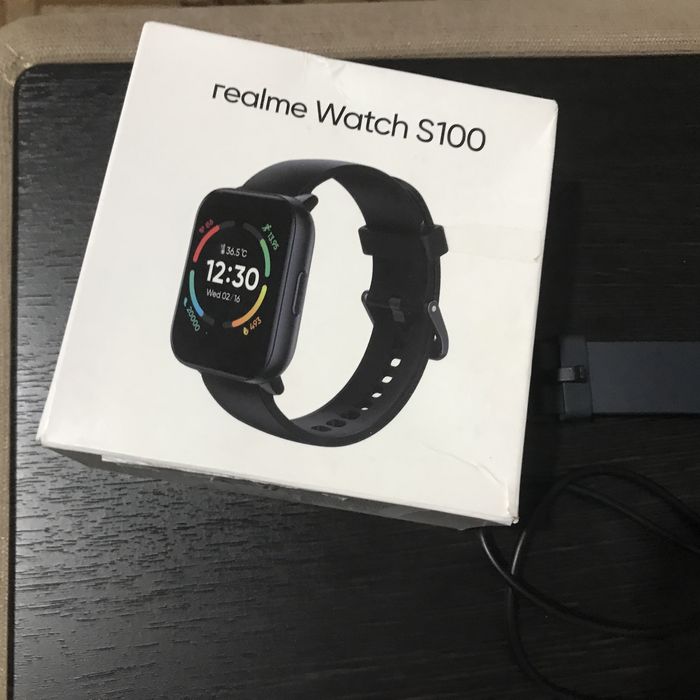 realme w100 smart watch