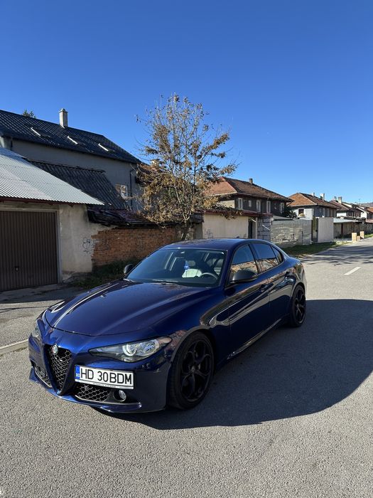 Alfa Romeo Giulia 2018, 2.0T - 200 C.P.